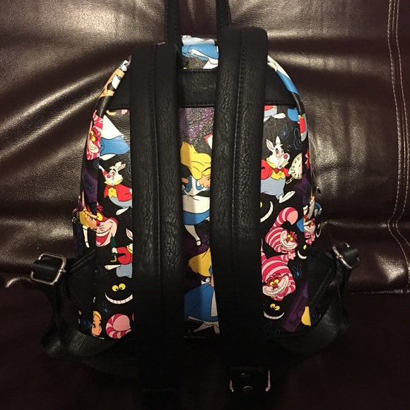 Loungefly Alice in Wonderland mini backpack - Picture 2 of 4